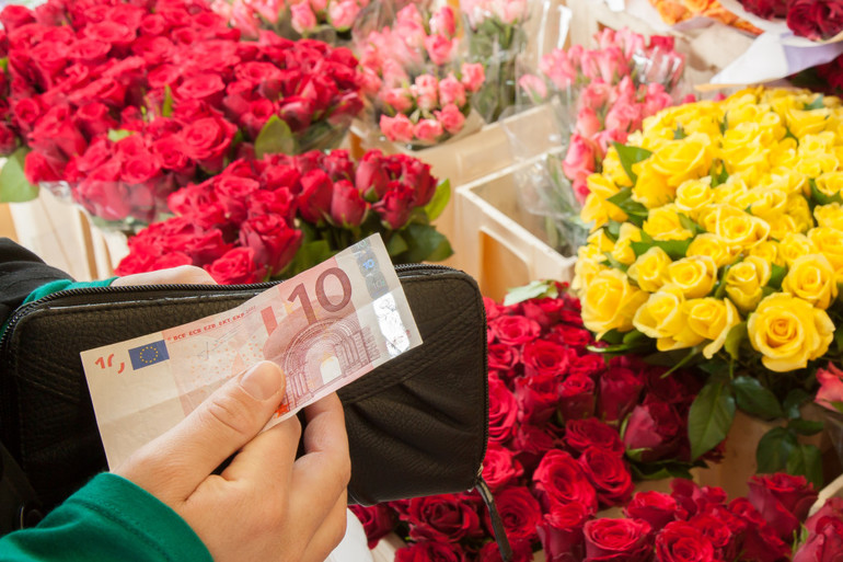 Сонник покупать цветы