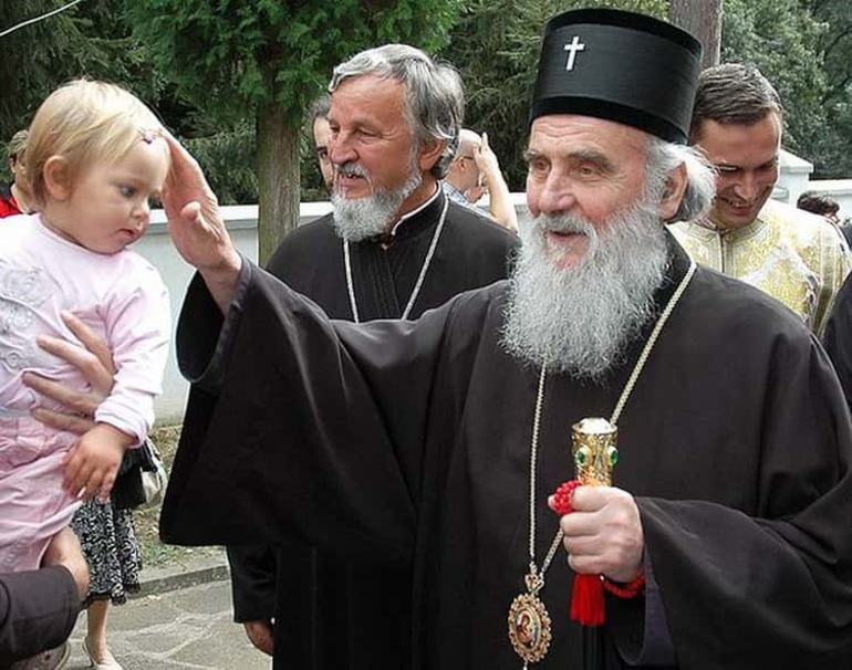 К чему снится священник батюшка