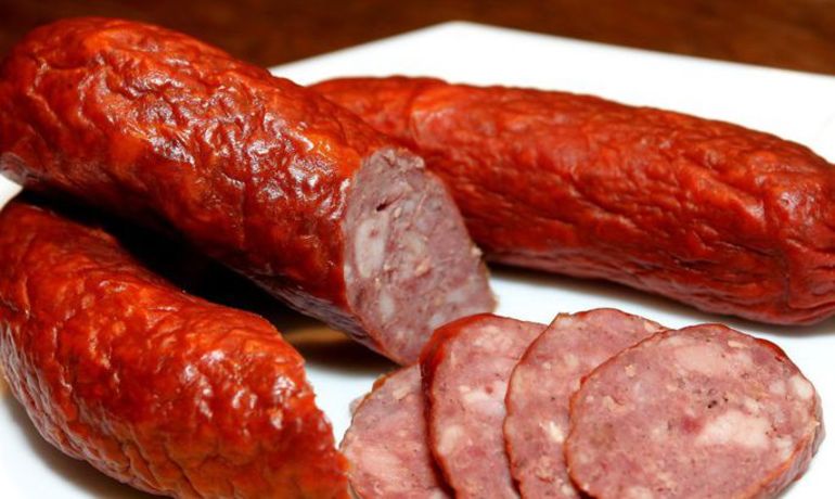 Вкусная колбаса во сне