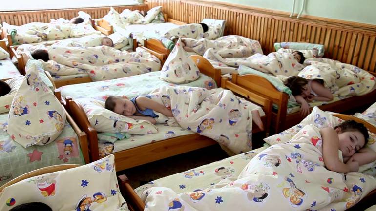 К чему видеть себя в детском садике
