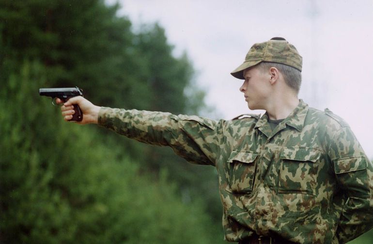 Что означает выстрел в человека в сновидении