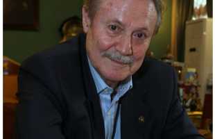 Юрий Смолин: знакомство с королевой и бриллиантовая свадьба с единственной женой. Настоящая жизнь любимого актёра.