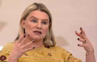 Галина Данилова: жизнерадостная на экране, но несчастная в жизни. Звезда шоу «6 кадров» поделилась историей своей жизни.